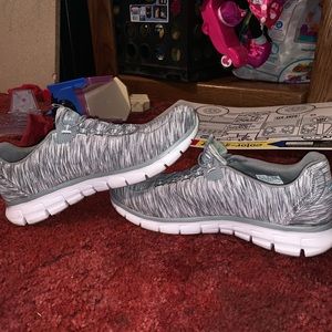 Skechers memory foam shoes
